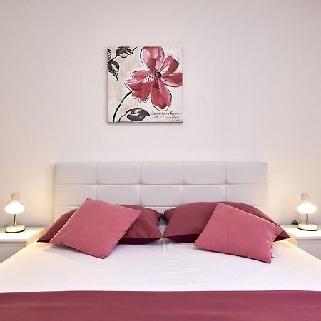 Apartments And Rooms With Parking Space Trogir - 13102 Pokój zdjęcie