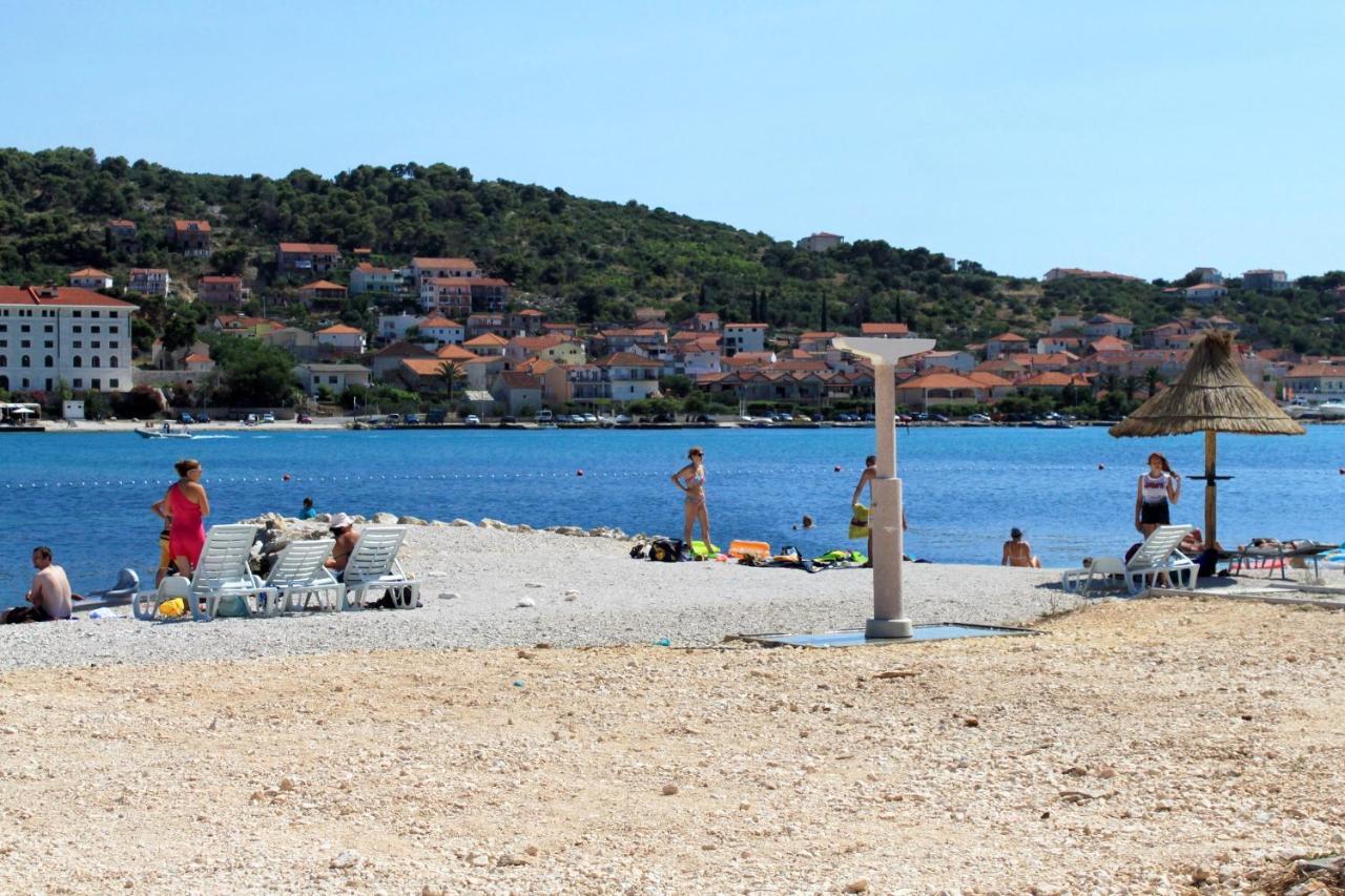 Apartments And Rooms With Parking Space Trogir - 13102 Zewnętrze zdjęcie