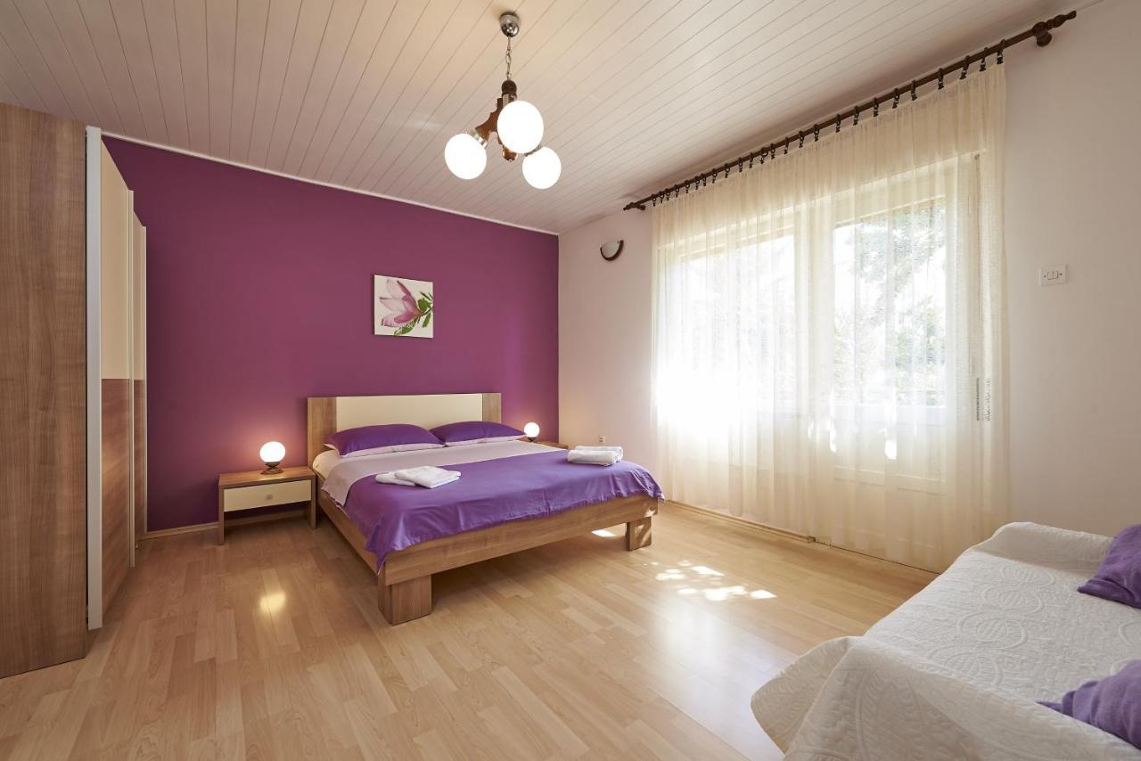 Apartments And Rooms With Parking Space Trogir - 13102 Zewnętrze zdjęcie